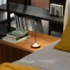 Pina Pro Bronze LED-Tischleuchte, wiederaufladbar und Produktbild-Vorschau 2