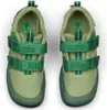 A pair of green children's shoes with velcro straps. Produktbild-Vorschau