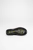 The sole of a shoe is shown against a white background. Anteprima dell’immagine prodotto