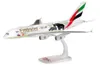 Herpa Snapfit 612180 - 1/250 Emirates Airbus A380 "United Produktbild-Vorschau 2