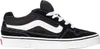 A studio shot of a single black and white Vans sneaker. Voir les images du produit
