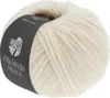 A ball of cream-colored yarn with a dark label wrapped around it. Produktbild-Vorschau