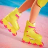 Barbie Ken en tenue de cinéma sur patins à roulettes Voir les images du produit 15