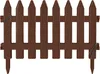 A brown plastic garden fence border with pointed tops and stakes for insertion into the ground. Náhľad obrázku produktu