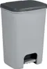 A light gray pedal trash can with a dark gray lid, shown from the front. Náhled obrázku produktu