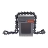 A chainsaw chain next to its packaging. Produktbild-Vorschau