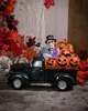 Leuchtender Halloween Pick Up mit Skelett aus Kunststein Produktbild-Vorschau 2