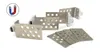 Several magnetic holders with perforated metal plates and white plastic components are arranged on a white background. A small circular icon with a red and blue horseshoe magnet is in the upper left corner. Podgląd zdjęcia produktu
