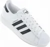 A studio shot of a white Adidas Superstar II sneaker with black stripes. Voir les images du produit
