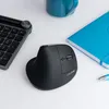 JLab JBUDS ERGONOMIC, Po prawej stronie, Projekt pionowy, Podgląd zdjęcia produktu 6