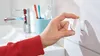tesa Powerstrips Haken SMALL Rechteck weiß 3 Haken und 4 Produktbild-Vorschau 10