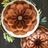 Nordic Ware Turban Magnolia Bundt Pan copper ø 25 cm / 2,4 Voir les images du produit 11