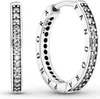A pair of silver hoop earrings with clear stones, presented on a white background. Anteprima dell’immagine prodotto