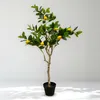 Citronnier artificiel dans un pot noir - 118 x 40 cm - Voir les images du produit 5