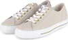 A pair of beige leather sneakers with white laces and white soles. Produktbild-Vorschau
