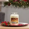 Yankee Candle All is Bright - Große Duftkerze im Glas - Produktbild-Vorschau 9