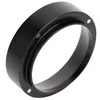 A close-up studio shot of a black coffee dosing ring. Anteprima dell’immagine prodotto