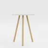Quadratischer Beistelltisch mit Holzbeinen – Modern & Produktbild-Vorschau 6