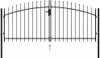 A black metal garden gate with pointed finials. Náhľad obrázku produktu