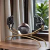 Denker Skulptur mit Kristallkugel,Moderne Dekofigur aus Produktbild-Vorschau 4