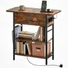 HOMCOM Bijzet- en nachtkastje met stekkerdoos, 2 niveaus, Productafbeelding-voorbeeld 1