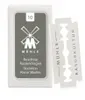A package of razor blades and one loose razor blade. Produktbild-Vorschau