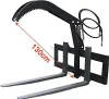 A black hydraulic grapple attachment for a forklift or tractor, with forks visible. Produktbild-Vorschau