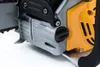 A close-up view of the engine housing and chain guide of a chainsaw. Produktbild-Vorschau