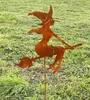 Gartenfigur Junge hübsche Hexe auf Besen fliegend klein Produktbild-Vorschau 3