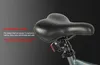 Close-up of a bicycle saddle with descriptive text on the left. Produktbild-Vorschau