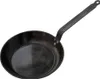 A black frying pan on a white background. Náhled obrázku produktu