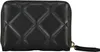 A black quilted wallet with a zipper and a small wrist strap. Náhled obrázku produktu