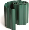 A roll of green garden edging with a wavy pattern. Produktbild-Vorschau