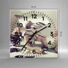 Wanduhr - Quadrat - Glasuhr - Weiblich modell posieren Produktbild-Vorschau 3