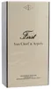 Rechteckige Box von First by Van Cleef & Arpels, minimalistisches Design in Beige mit schwarzer Beschriftung und VCA-Logo. Podgląd zdjęcia produktu