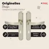 A marketing image showcasing two door handles with descriptive text and icons highlighting features. Produktbild-Vorschau