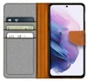 A wallet-style phone case for a Samsung Galaxy S21 is shown open, revealing card slots and the phone screen. Podgląd zdjęcia produktu