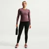 Nike W Nk One Df Fttd Ls Top Barely Grape/Bright Crimson-Bl Podgląd zdjęcia produktu 1