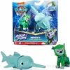 A Paw Patrol Aqua Pups Rocky and Sawfish action figure set in its retail packaging, with the toys also displayed outside the packaging. Produktbild-Vorschau