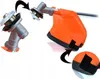 An image showing a string trimmer head and guard, with arrows indicating how they connect. Produktbild-Vorschau