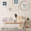 Rebecca Mobili Horloge murale avec chiffres romains en bois Voir les images du produit 2