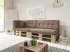 A modern living room with a pallet sofa and coffee table. Produktbild-Vorschau