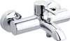 A chrome-finished bathtub faucet with a single lever handle and a pull-out diverter. Produktbild-Vorschau