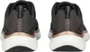 The back view of two black and rose gold Skechers sneakers. Voir les images du produit