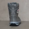 The back view of a gray winter boot with a white and red logo on the side. Produktbild-Vorschau