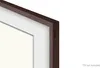 Close-up of a brown frame for a Samsung TV. Voir les images du produit