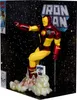 Iron Man action figure in a display box with a starry background. Produktbild-Vorschau