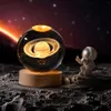 3D Kristallkugel mit Saturn Muster, Glaskugel geformte Produktbild-Vorschau 5