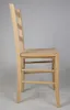 Side view of a wooden chair. Voir les images du produit