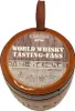 A round wooden tasting set for whisky, designed to look like a barrel. Produktbild-Vorschau
